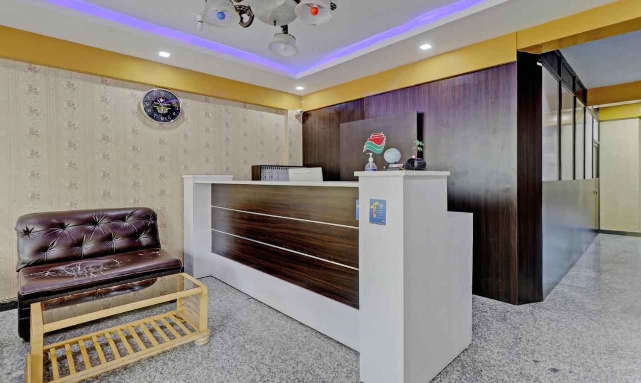 Itsy By Treebo - Palm Emirates Hotel Bangalore Buitenkant foto