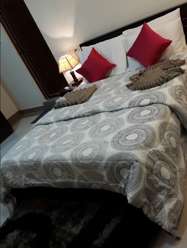Itsy By Treebo - Palm Emirates Hotel Bangalore Buitenkant foto